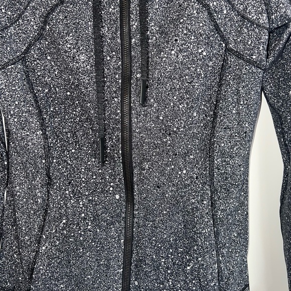 Lululemon Hooded Define Jacket Luminesce Splatter White Black size 8 - Picture 9 of 15